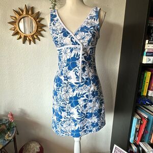 City Triangles Size 7 Blue & White Floral Print Y2K dress